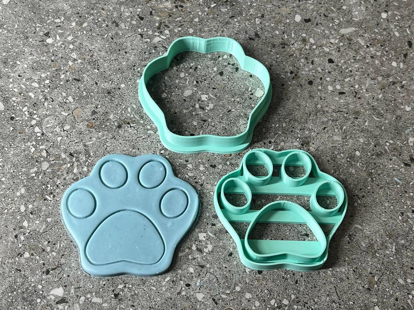 Paw Print stamp/cutter
