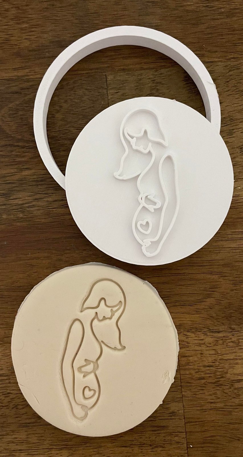 Pregnant lady stamp with circle cutter