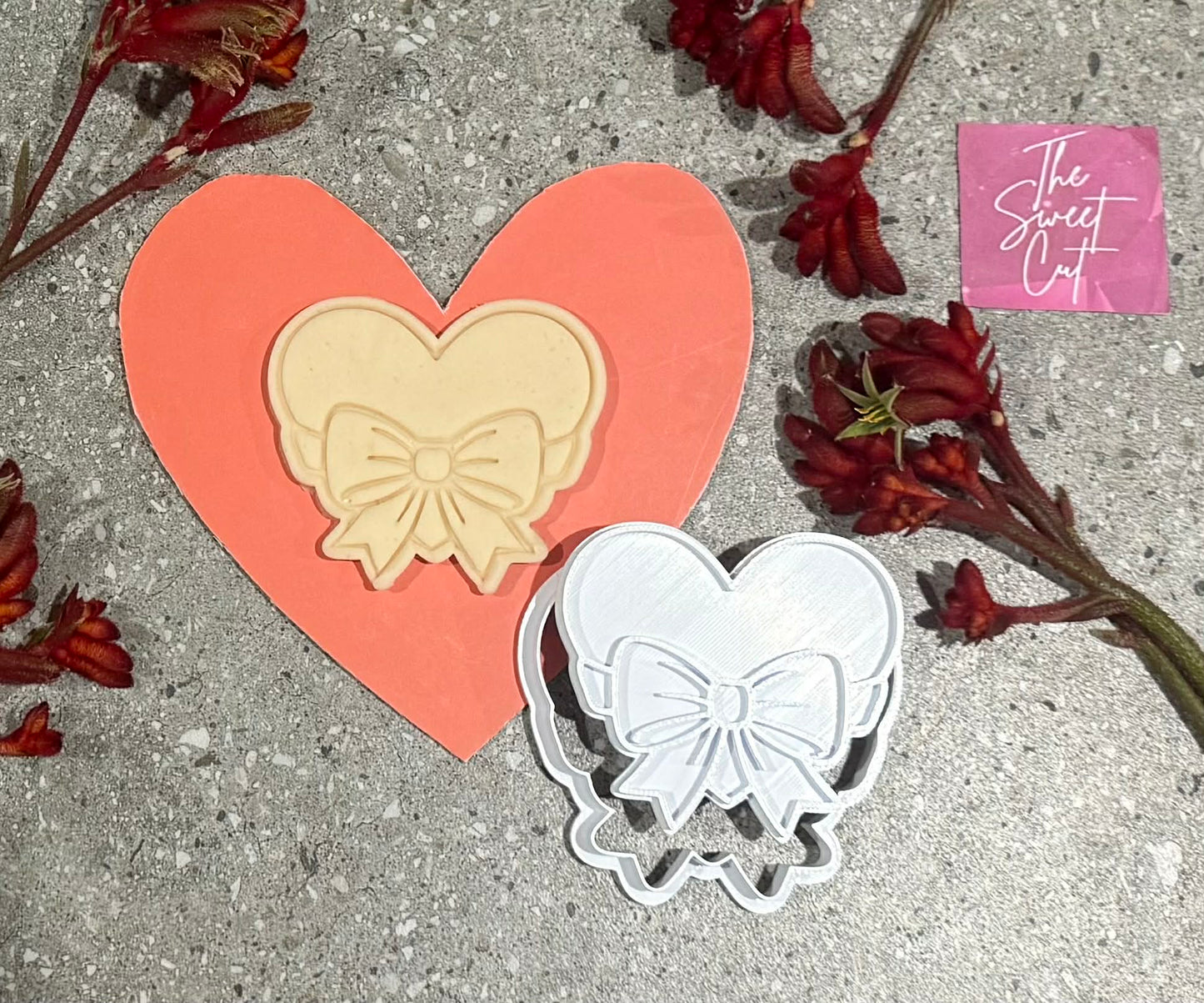 Heart with bow stamp and cutter