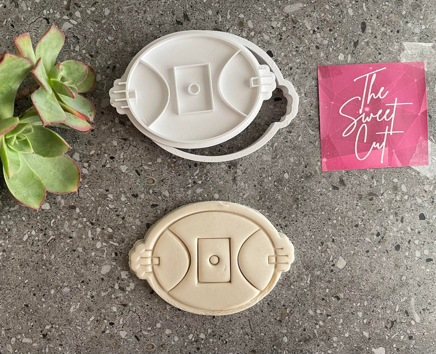 Footy oval Stamp and Cutter