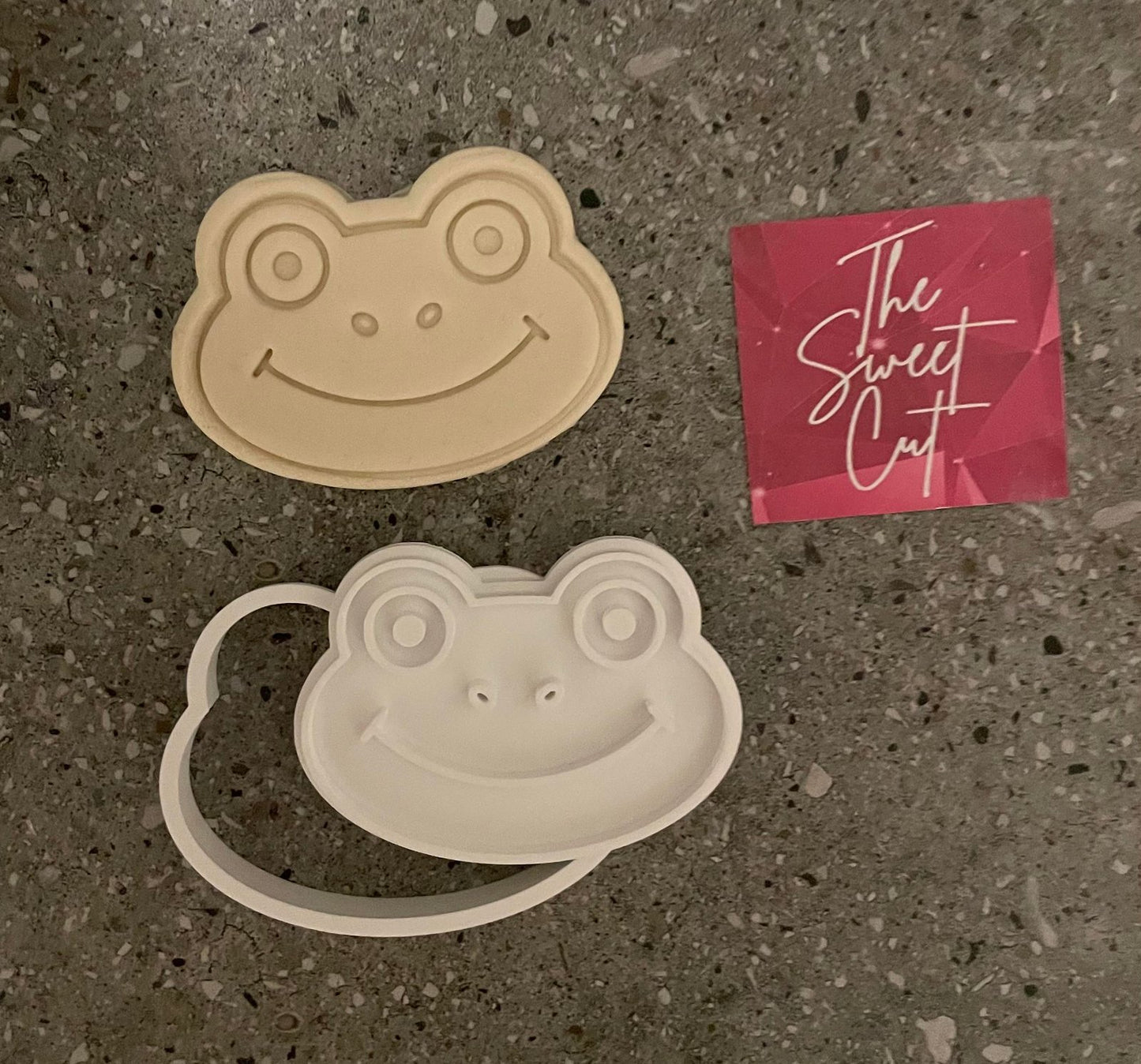 Frog Face Stamp and Cutter