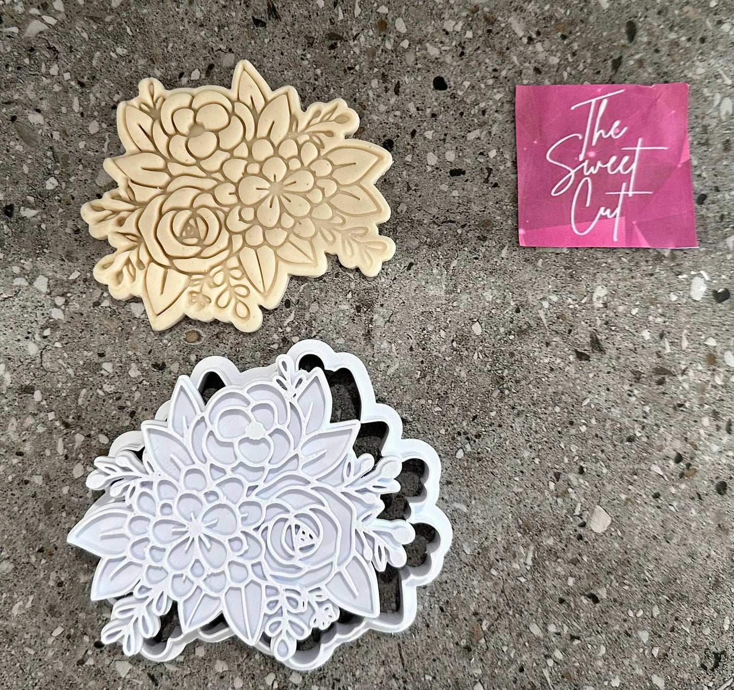 Bunch of flowers stamps and cutters