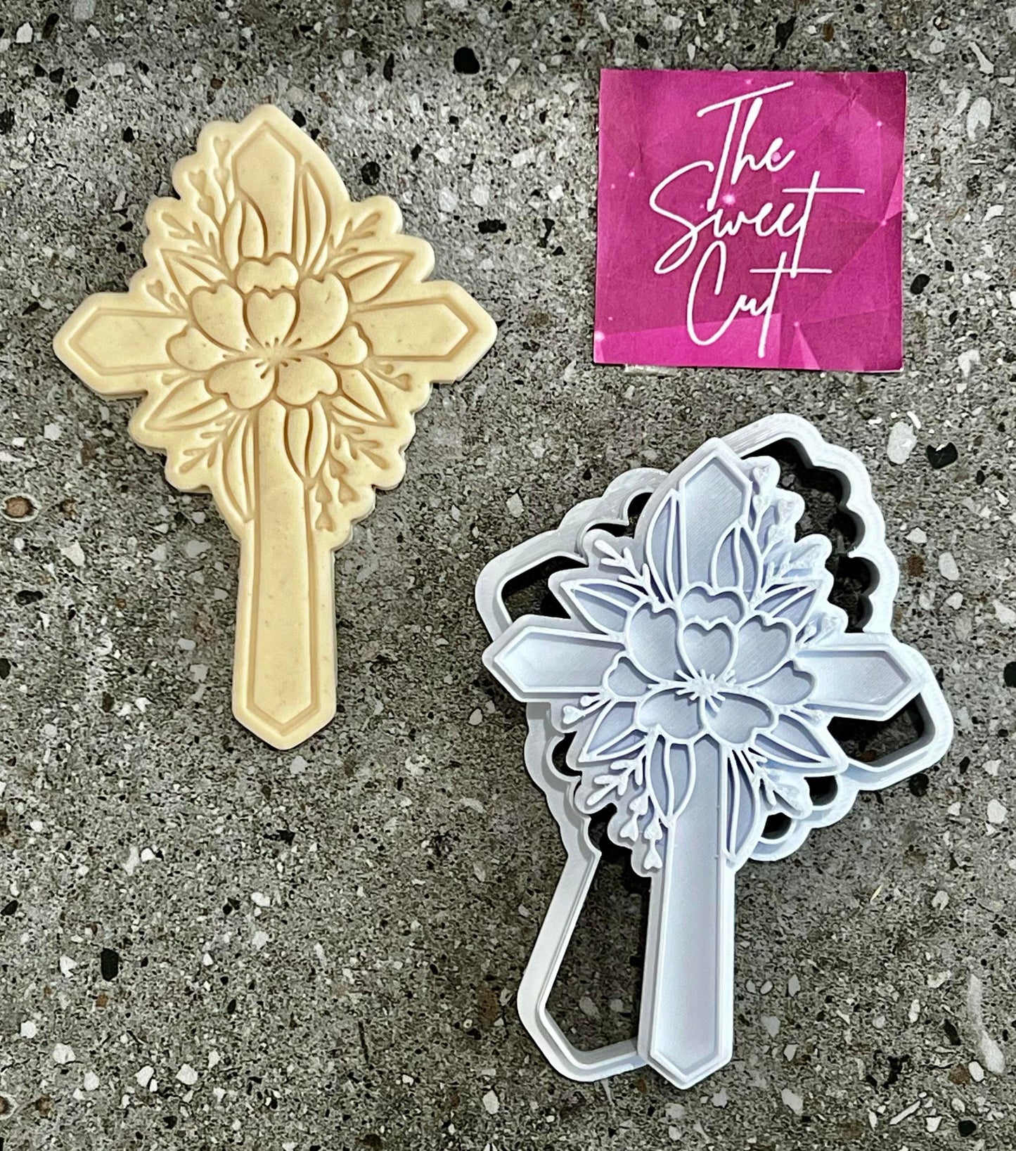 Cross with flowers 2 stamp and cutter