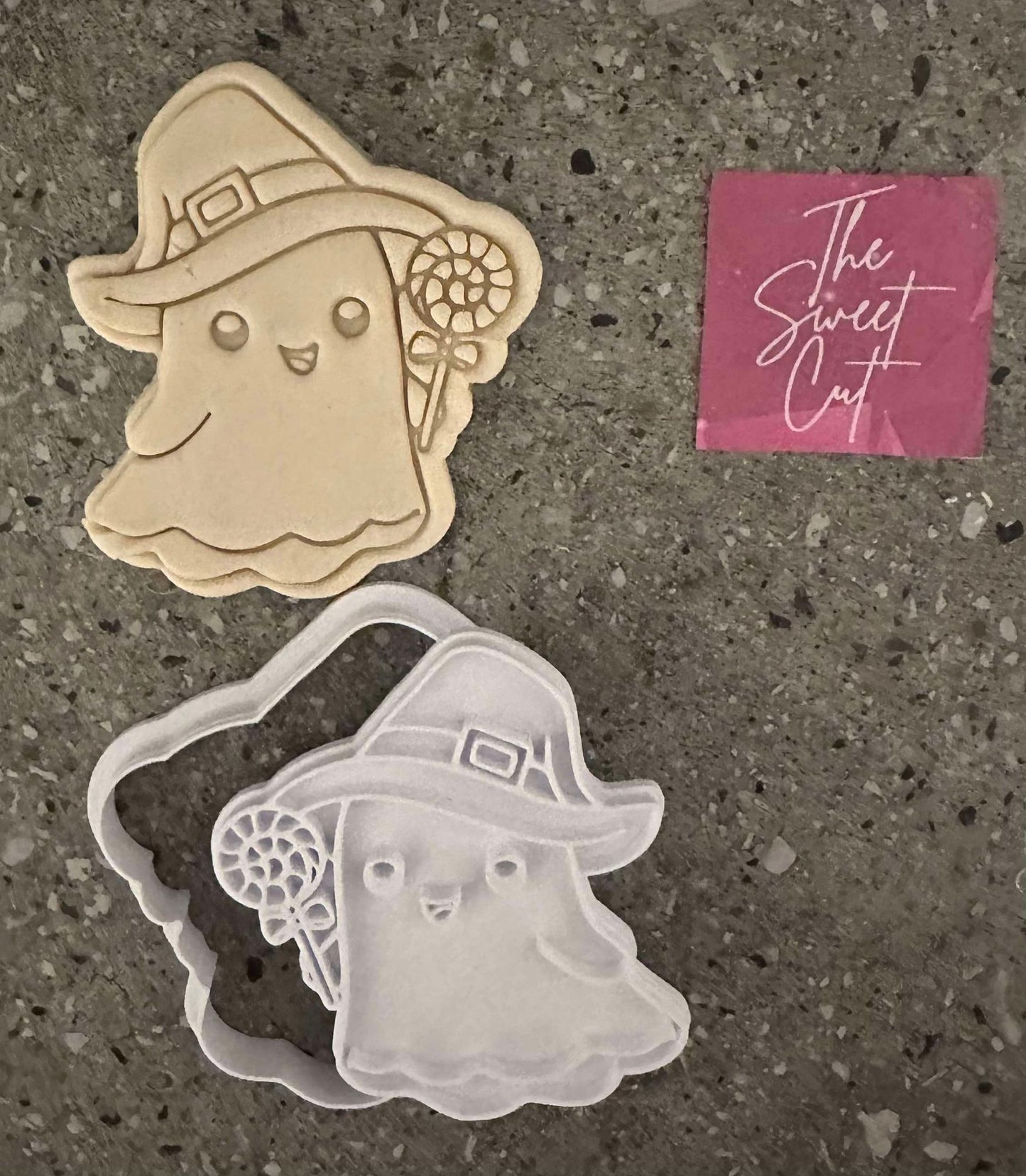 Ghost with Lolly stamp and cutter