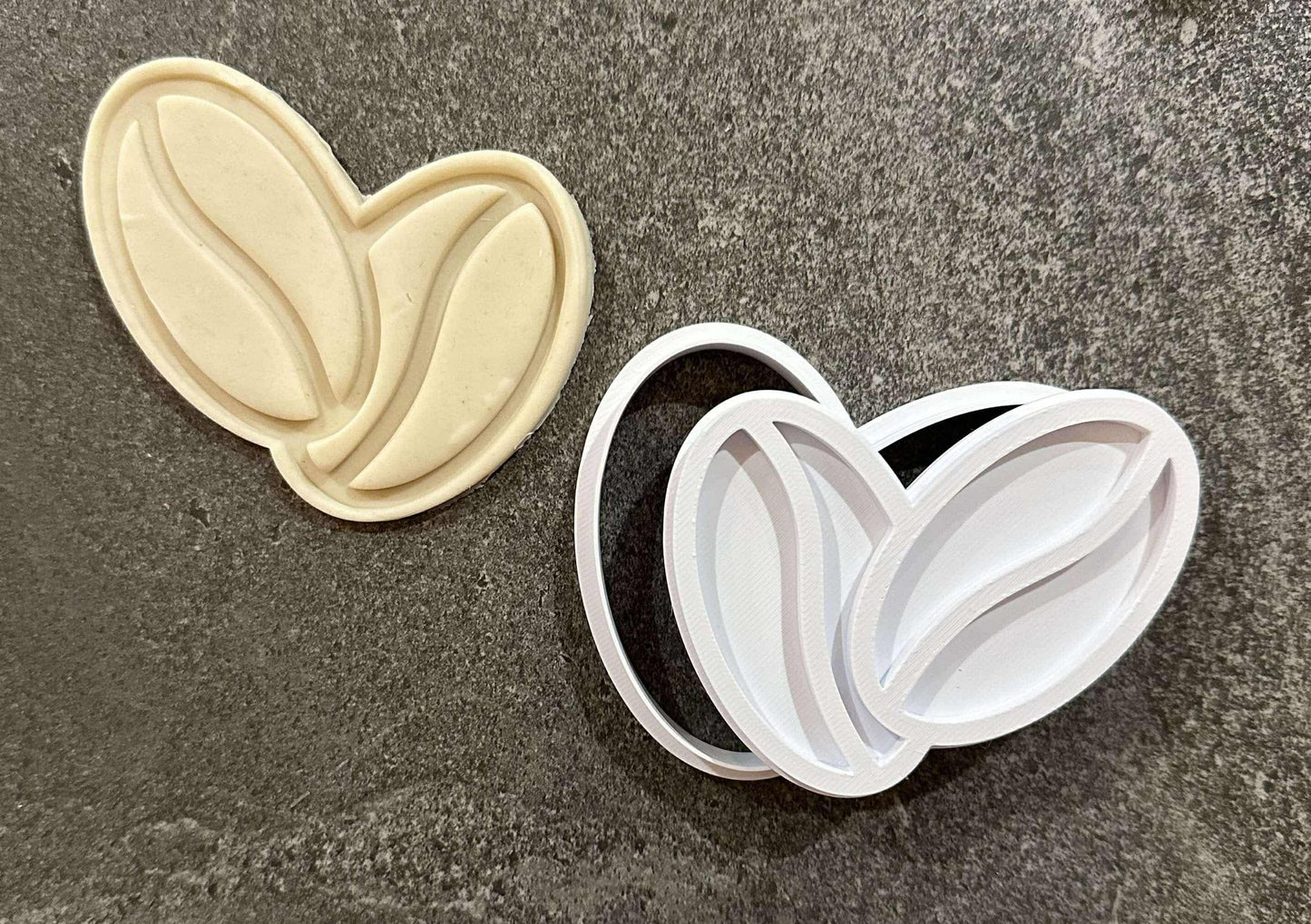 Coffee beans stamp and cutter