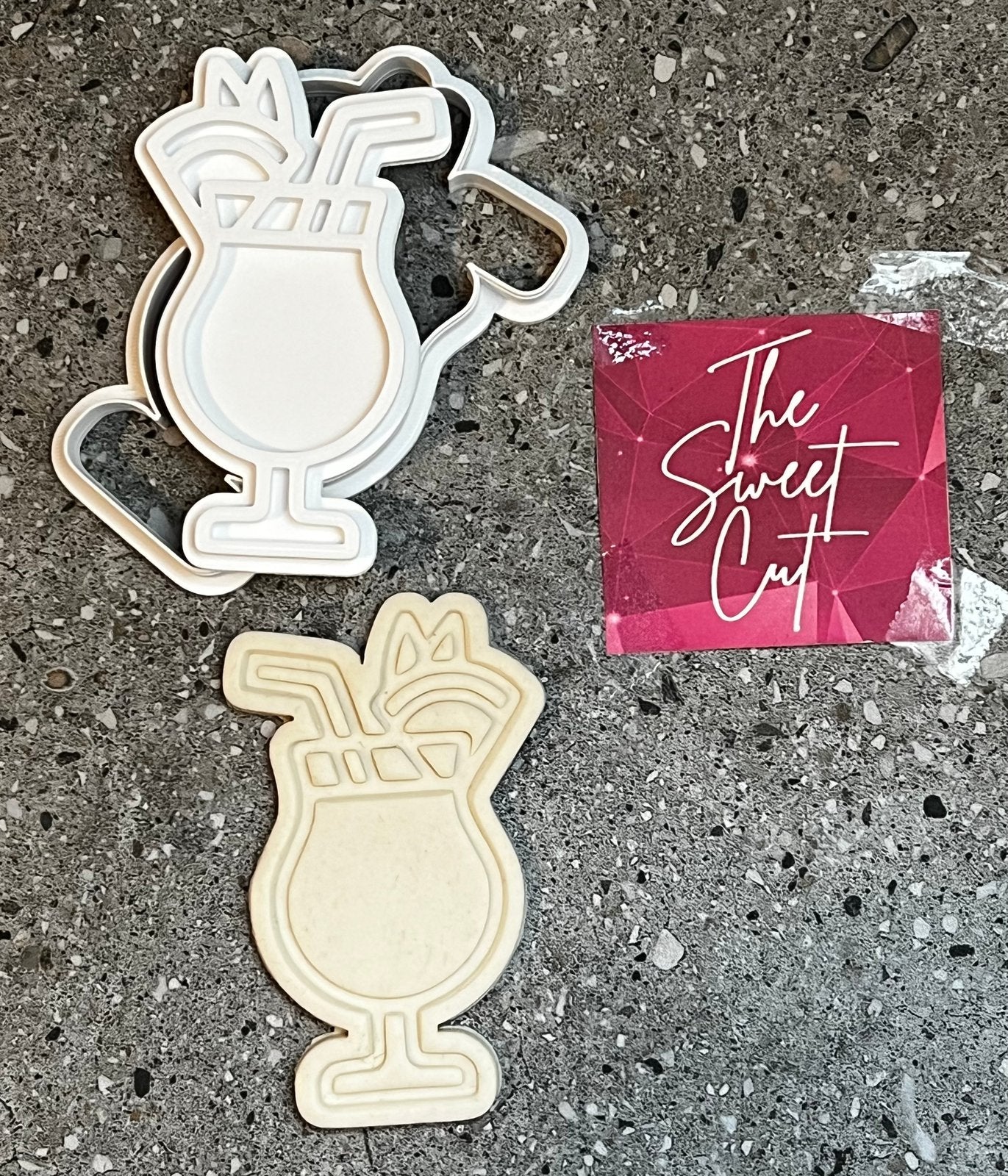 Cocktail drink stamp and cutter
