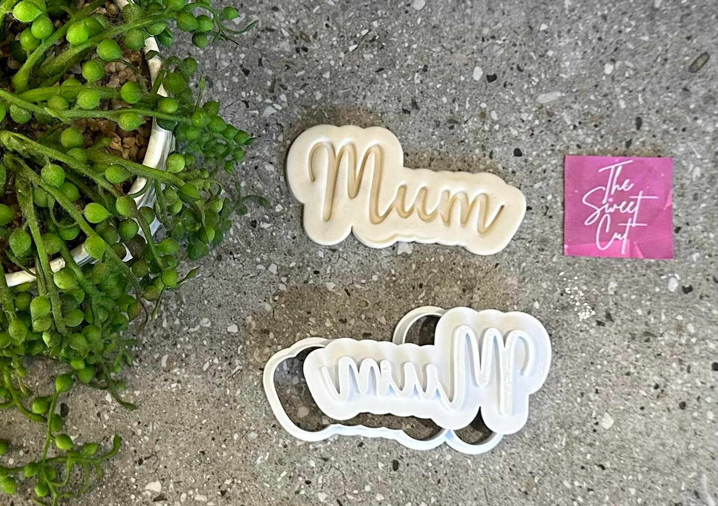 Mum shape stamp with cutter