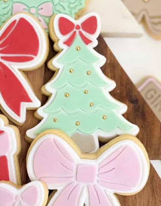 Christmas Tree with Bow Stamp and cutter